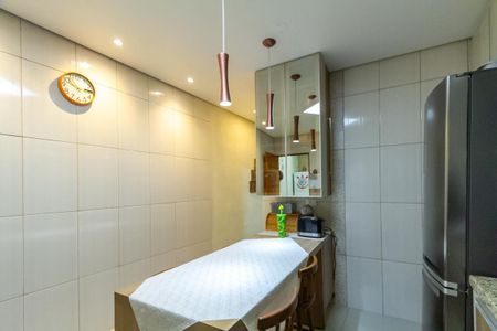 Casa à venda com 220m², 3 quartos e 3 vagas Casa à venda com 220m², 3 quartos e 3 vagasCozinha