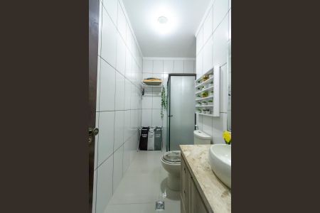 Casa à venda com 220m², 3 quartos e 3 vagas Casa à venda com 220m², 3 quartos e 3 vagasBanheiro Social