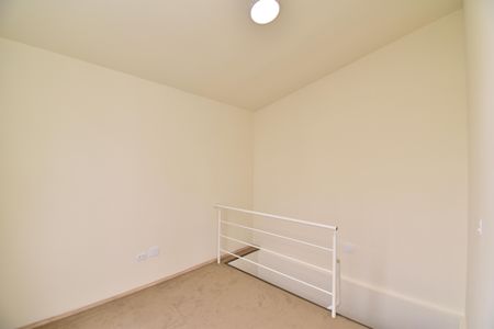 Quarto de apartamento para alugar com 1 quarto, 56m² em Cristo Rei, Curitiba