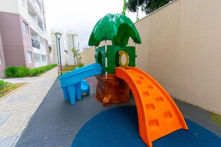 Apartamento à venda com 45m², 2 quartos e sem vagaÁrea comum