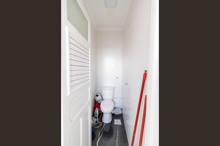 Apartamento para alugar com 136m², 3 quartos e sem vagaLavabo