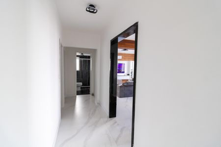 Apartamento para alugar com 136m², 3 quartos e sem vagaCorredor