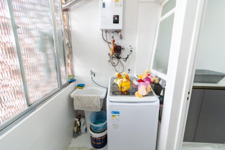 Apartamento para alugar com 136m², 3 quartos e sem vagaÁrea de Serviço