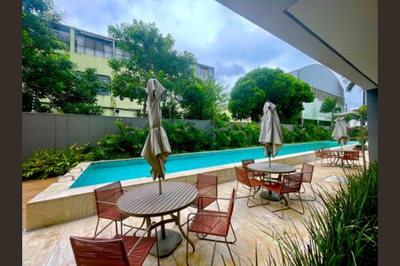 Apartamento para alugar com 42m², 1 quarto e 1 vagaÁrea comum - Piscina