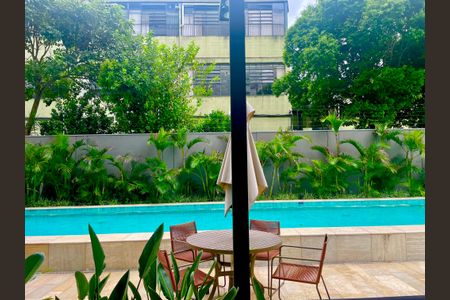 Apartamento para alugar com 42m², 1 quarto e 1 vagaÁrea comum - Piscina