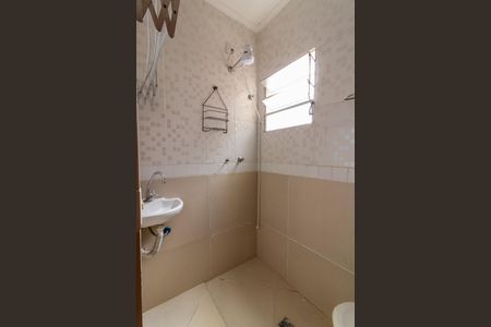 Banheiro de kitnet/studio para alugar com 1 quarto, 35m² em Cidade Universitária, Campinas