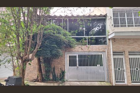 Casa para alugar com 132m², 2 quartos e 1 vagaFachada
