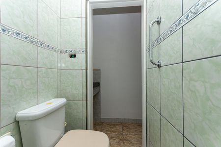 Casa à venda com 190m², 3 quartos e 1 vaga Casa à venda com 190m², 3 quartos e 1 vagaBanheiro da Suíte