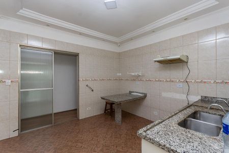 Cozinha de casa para alugar com 2 quartos, 190m² em Vila Romana, São Paulo