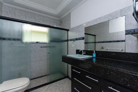 Casa à venda com 190m², 3 quartos e 1 vaga Casa à venda com 190m², 3 quartos e 1 vagaBanheiro Social