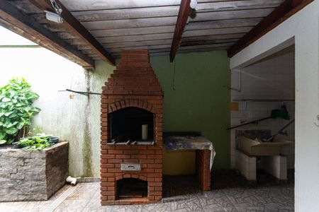 Casa à venda com 190m², 3 quartos e 1 vaga Casa à venda com 190m², 3 quartos e 1 vagaChurrasqueira