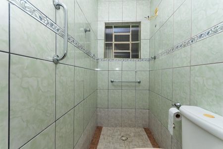 Casa à venda com 190m², 3 quartos e 1 vaga Casa à venda com 190m², 3 quartos e 1 vagaBanheiro da Suíte
