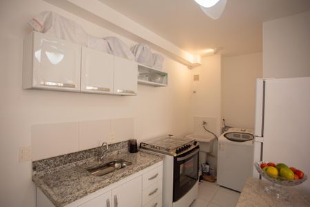 Apartamento à venda com 35m², 2 quartos e sem vagaCOZINHA E ÁREA DE SERVIÇO