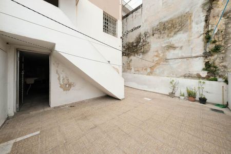 Casa para alugar com 130m², 2 quartos e 2 vagasÁrea externa