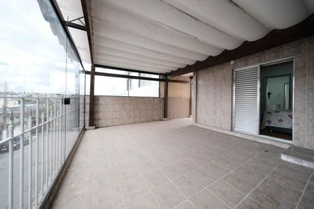 Casa para alugar com 130m², 2 quartos e 2 vagasQuarto 2