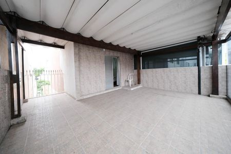 Casa para alugar com 130m², 2 quartos e 2 vagasQuarto 2