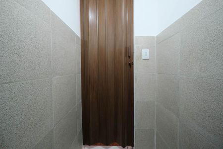 Casa para alugar com 130m², 2 quartos e 2 vagasLavabo