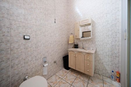 Casa para alugar com 130m², 2 quartos e 2 vagasBanheiro