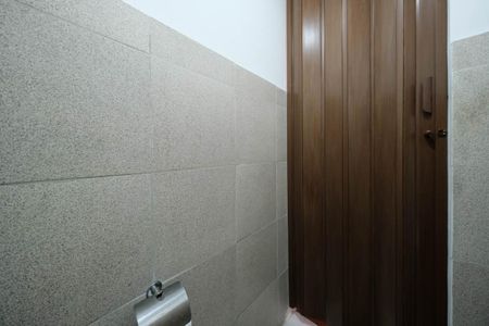 Casa para alugar com 130m², 2 quartos e 2 vagasLavabo