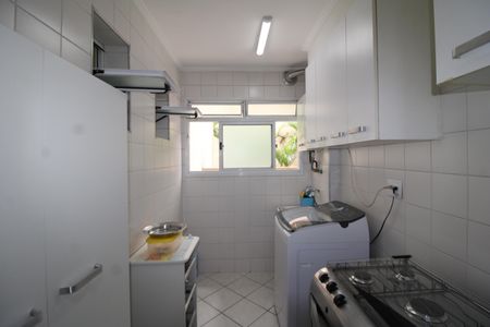 Apartamento para alugar com 70m², 3 quartos e 1 vagaÁrea de Serviço