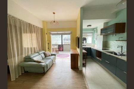 Sala de apartamento para alugar com 1 quarto, 55m² em Granja Viana, Cotia