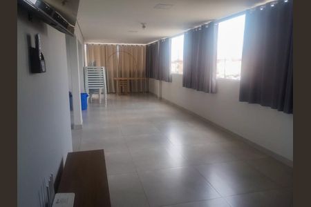 Apartamento para alugar com 53m², 2 quartos e 1 vaga Apartamento para alugar com 53m², 2 quartos e 1 vagaÁrea comum - Salão de festas