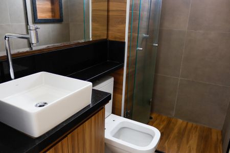 Apartamento para alugar com 53m², 2 quartos e 1 vaga Apartamento para alugar com 53m², 2 quartos e 1 vagaBanheiro