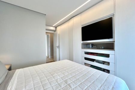Apartamento à venda com 115m², 2 quartos e 2 vagasSuite 1