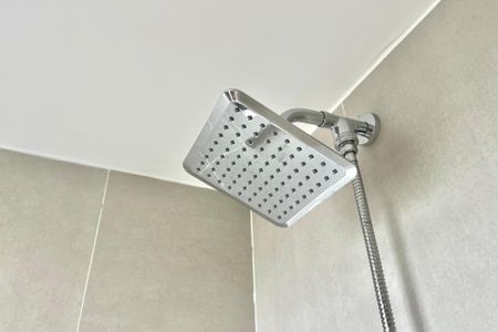 Apartamento à venda com 115m², 2 quartos e 2 vagasBanheiro da Suíte 1