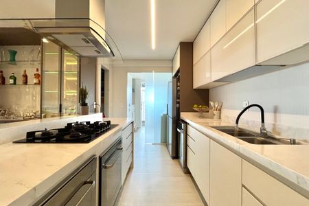 Apartamento à venda com 115m², 2 quartos e 2 vagasCozinha