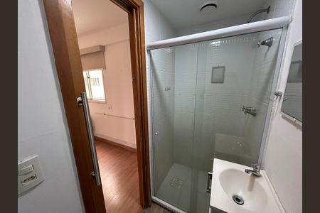 Apartamento à venda com 67m², 3 quartos e 1 vagaBanheiro Social