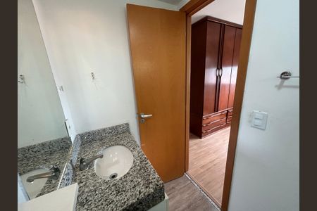 Apartamento à venda com 67m², 3 quartos e 1 vagaBanheiro da Suíte 1