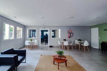 Apartamento à venda com 30m², 1 quarto e sem vagaÁrea comum - Salão de festas