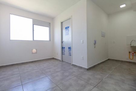 Apartamento para alugar com 34m², 2 quartos e sem vaga Apartamento para alugar com 34m², 2 quartos e sem vagaSala, Cozinha e Área de Serviço