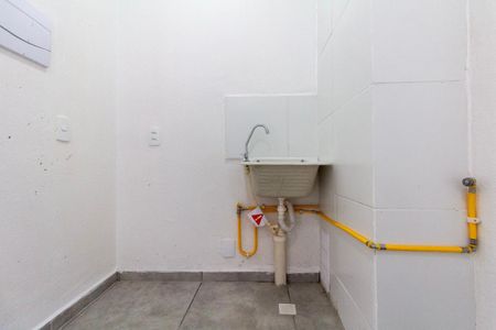 Apartamento para alugar com 34m², 2 quartos e sem vaga Apartamento para alugar com 34m², 2 quartos e sem vagaSala, Cozinha e Área de Serviço