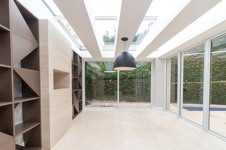 Casa de condomínio para alugar com 343m², 3 quartos e 4 vagasSala de Jantar