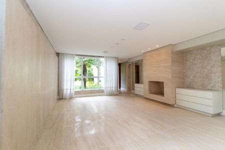 Casa de condomínio para alugar com 343m², 3 quartos e 4 vagasSala