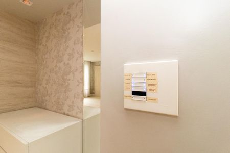 Casa de condomínio para alugar com 343m², 3 quartos e 4 vagasDetalhe Sala