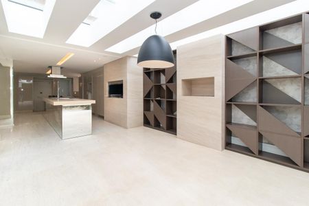 Casa de condomínio para alugar com 343m², 3 quartos e 4 vagasSala de Jantar