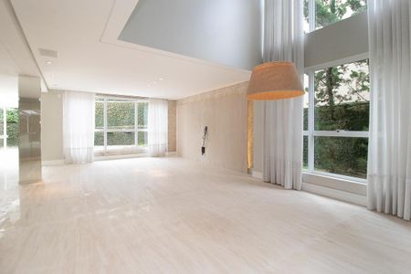 Casa de condomínio para alugar com 343m², 3 quartos e 4 vagasSala de TV