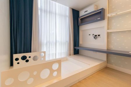 Casa de condomínio para alugar com 343m², 3 quartos e 4 vagasQuarto 2 - Suíte