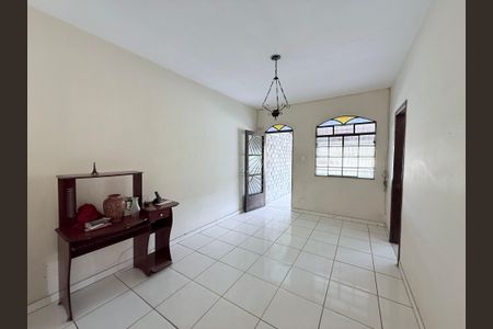 Casa à venda com 3 quartos, 197m² em Alto Caiçaras, Belo Horizonte