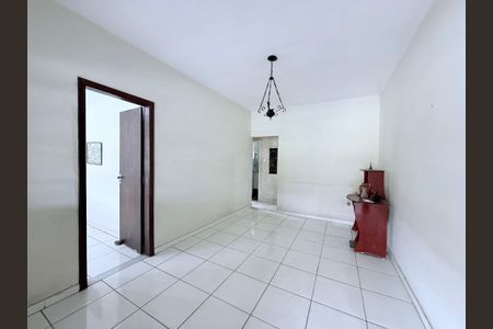 Casa à venda com 3 quartos, 197m² em Alto Caiçaras, Belo Horizonte