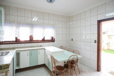 Casa à venda com 293m², 3 quartos e 5 vagasCozinha