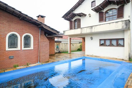 Casa à venda com 293m², 3 quartos e 5 vagasQuintal