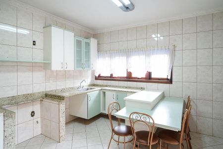 Casa à venda com 293m², 3 quartos e 5 vagasCozinha