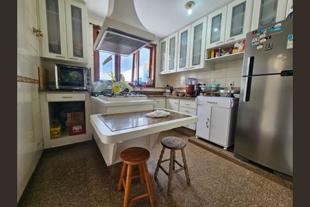 Casa à venda com 145m², 2 quartos e 2 vagasCozinha