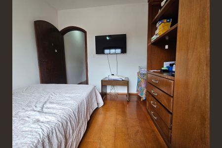 Casa à venda com 145m², 2 quartos e 2 vagasQuarto