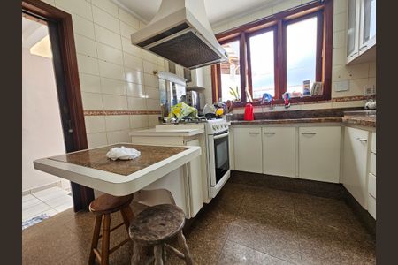 Casa à venda com 145m², 2 quartos e 2 vagasCozinha