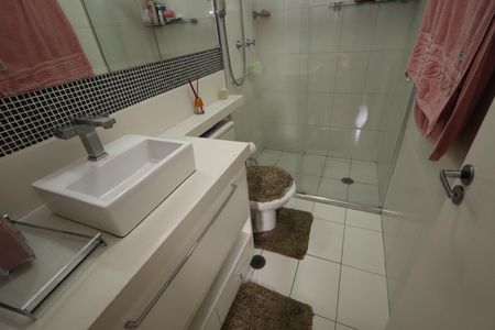 Apartamento à venda com 73m², 2 quartos e 1 vagaBanheiro